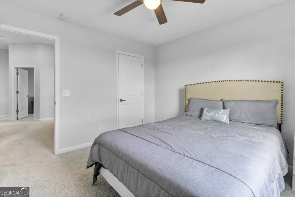 258 Lakepointe DR Savannah, GA 31407