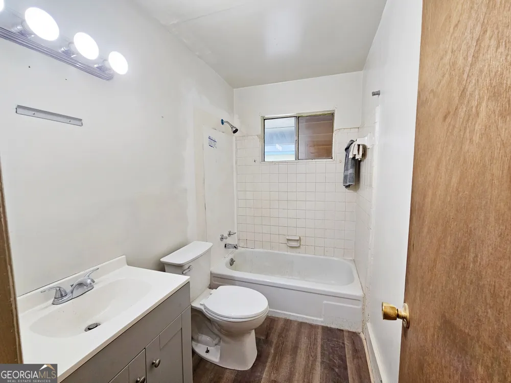 2217 S Washington ST Albany, GA 31701