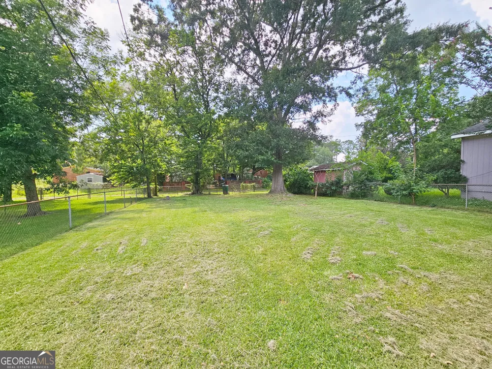 2217 S Washington ST Albany, GA 31701