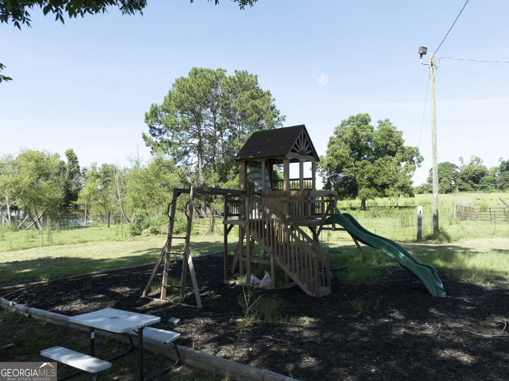 3349 B Scotland RD Alamo, GA 30411