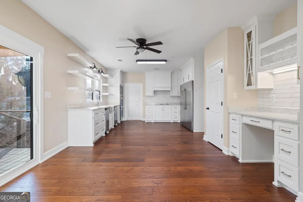 211 Lakecrest DR NE Milledgeville, GA 31061
