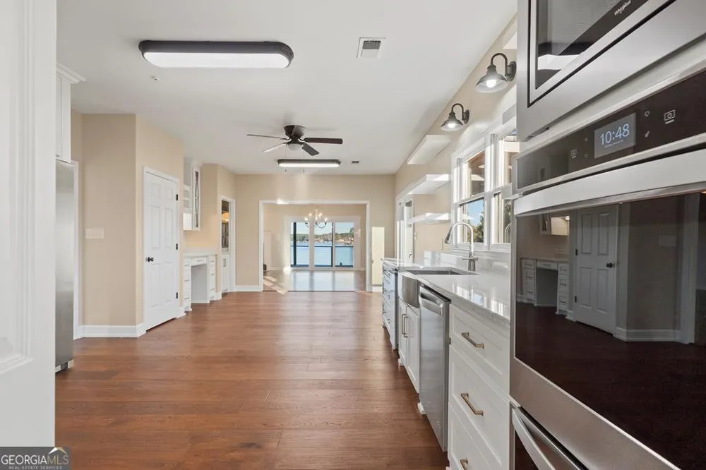211 Lakecrest DR NE Milledgeville, GA 31061