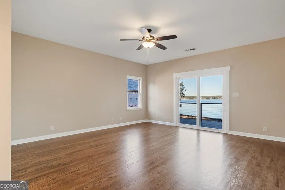 211 Lakecrest DR NE Milledgeville, GA 31061