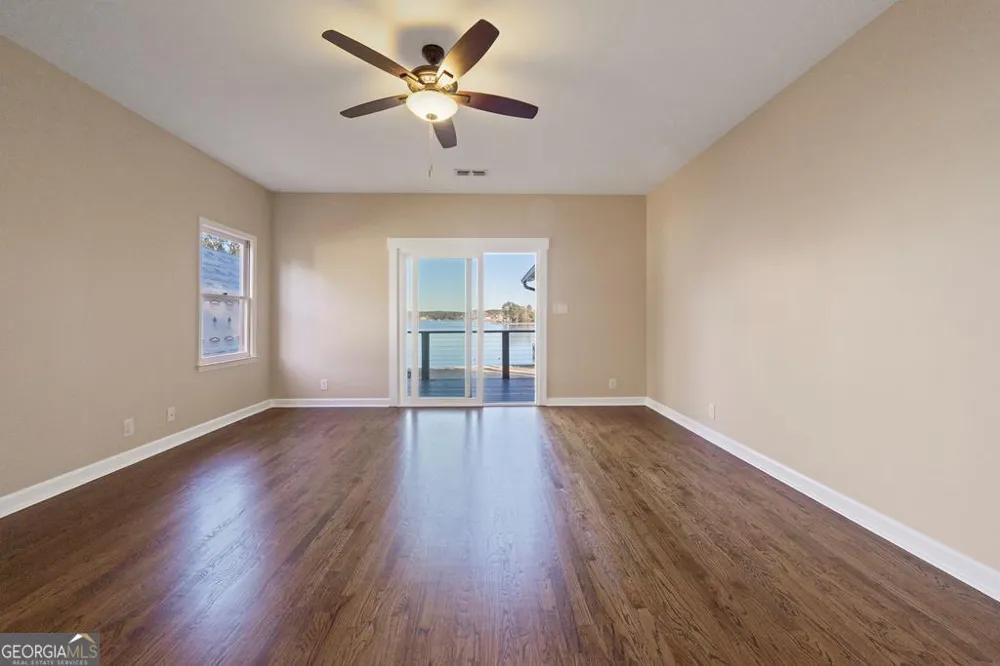 211 Lakecrest DR NE Milledgeville, GA 31061