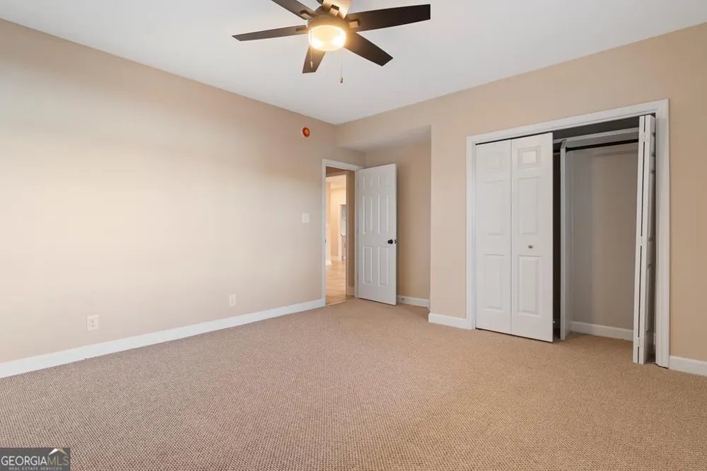 211 Lakecrest DR NE Milledgeville, GA 31061