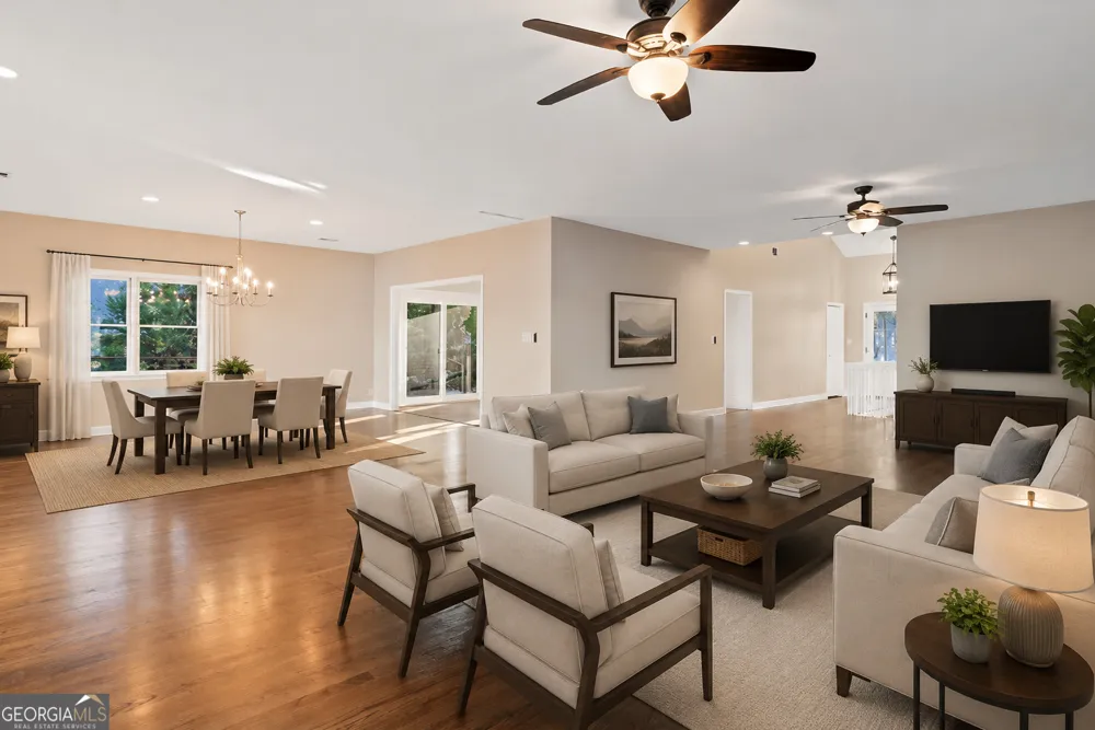 211 Lakecrest DR NE Milledgeville, GA 31061