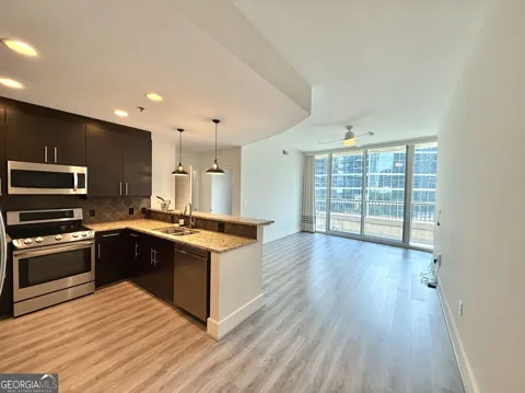 1080 Peachtree ST NE