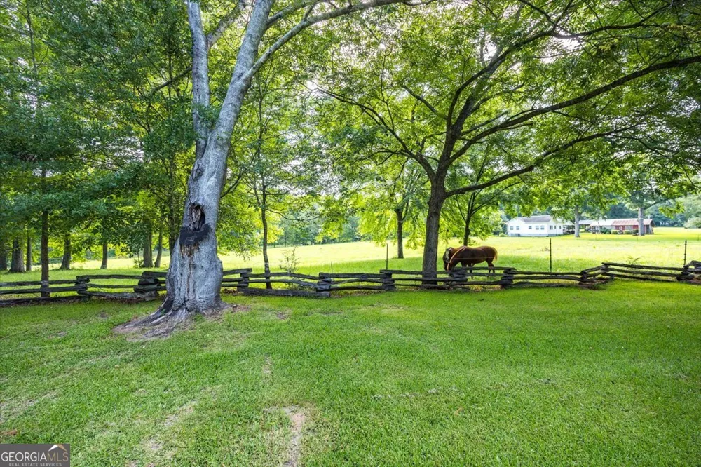 631 Greene Settlement RD Gray, GA 31032