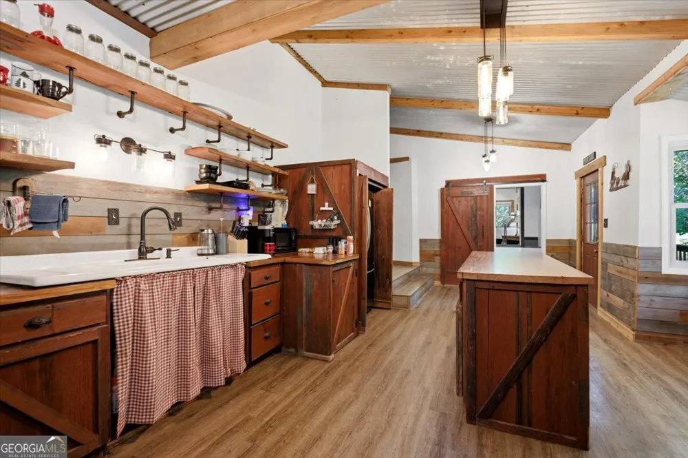631 Greene Settlement RD Gray, GA 31032