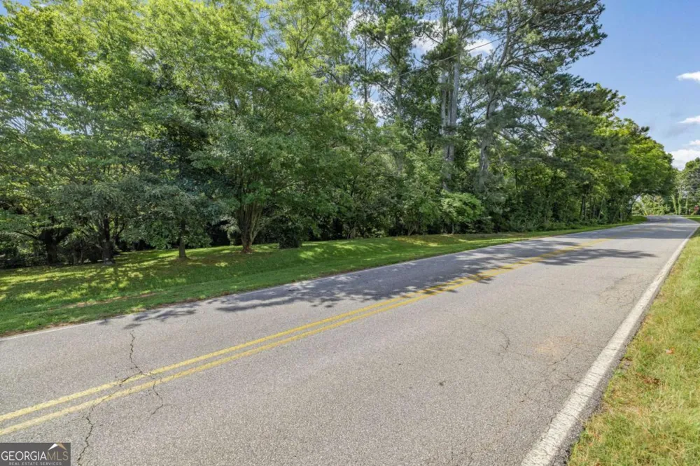 2144 Hog Mountain RD Jefferson, GA 30549