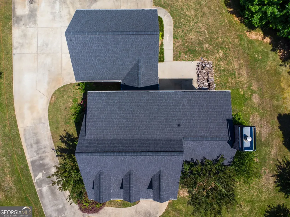 90 Carriage LN Senoia, GA 30276