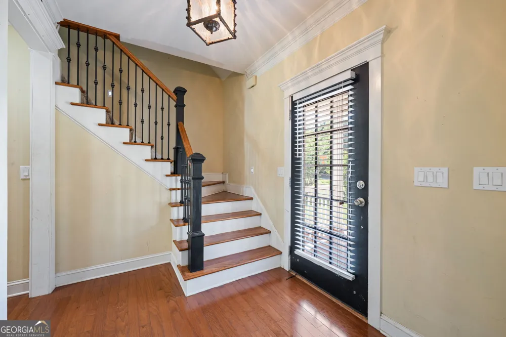 90 Carriage LN Senoia, GA 30276