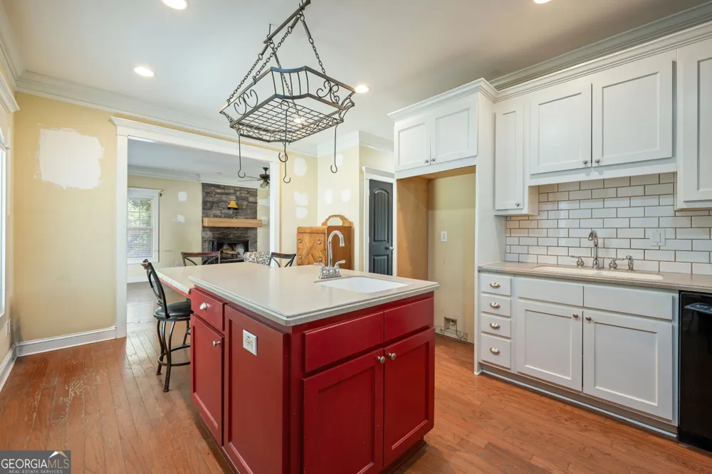 90 Carriage LN Senoia, GA 30276