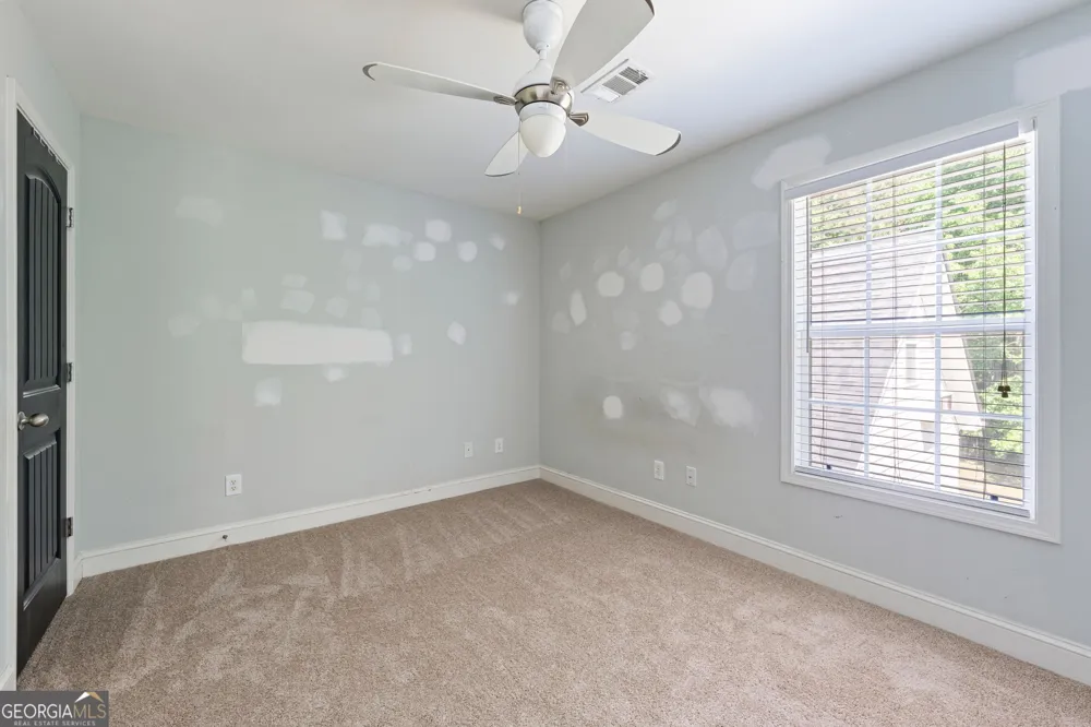 90 Carriage LN Senoia, GA 30276