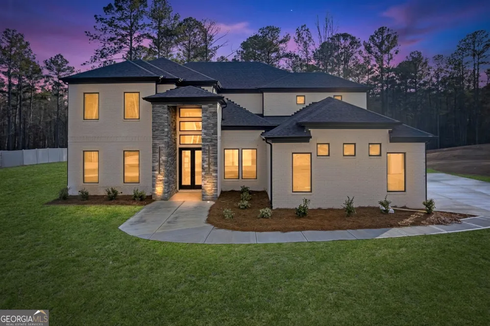 70 Grassy Springs CT Oxford, GA 30054