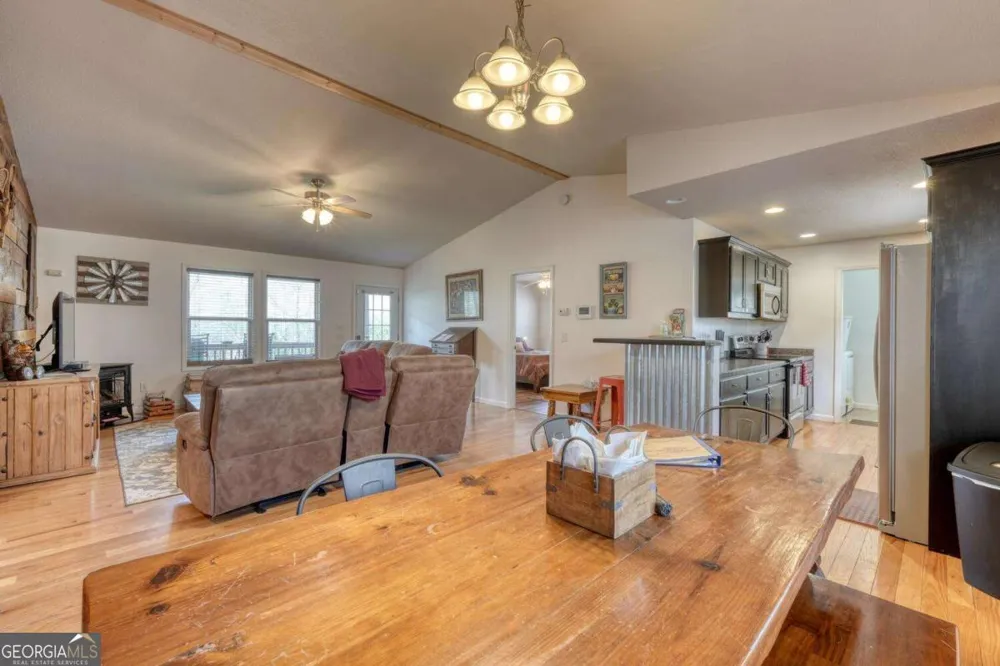 133 Underburg LN Franklin, NC 28734