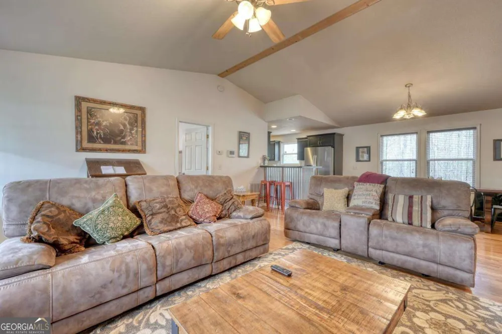 133 Underburg LN Franklin, NC 28734