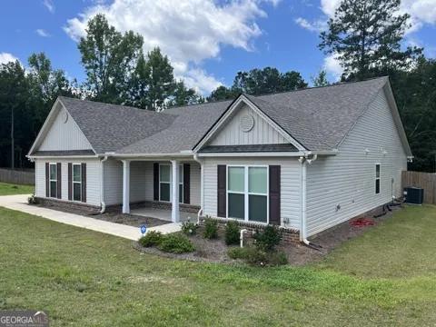 378 Riley CIR NW