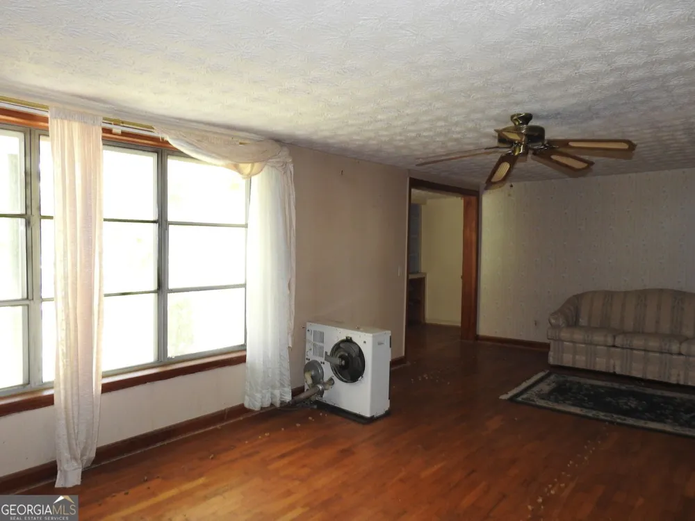 333 Lickskillet RD Epworth, GA 30541