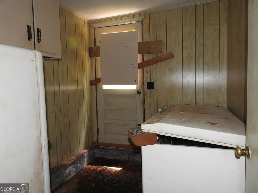 333 Lickskillet RD Epworth, GA 30541