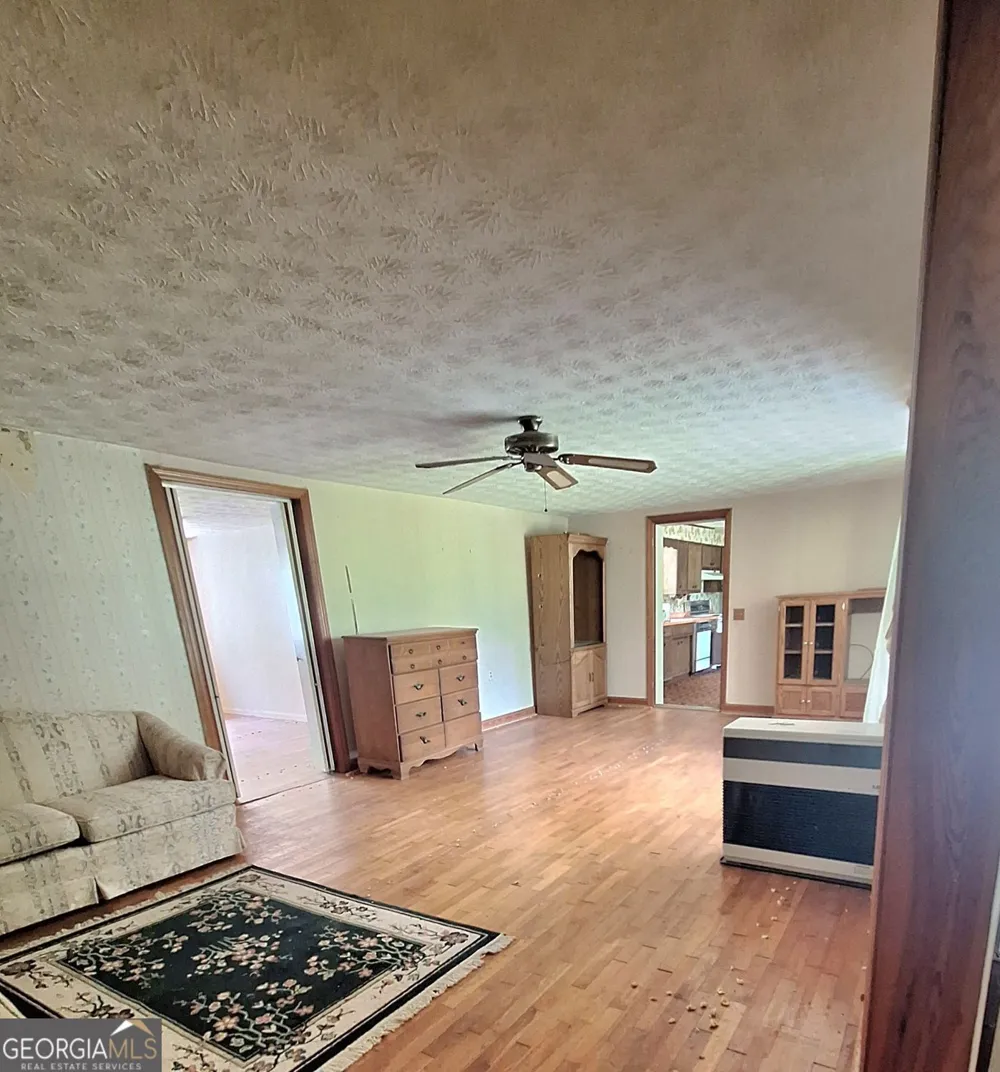 333 Lickskillet RD Epworth, GA 30541