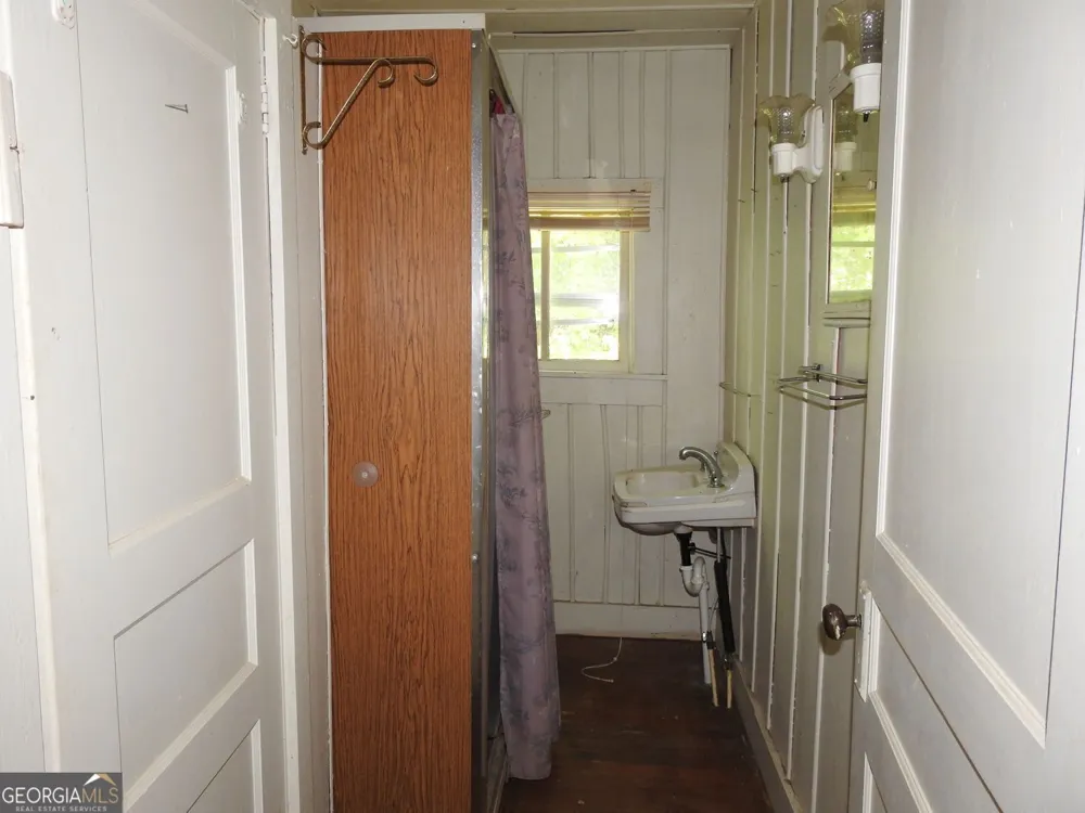 333 Lickskillet RD Epworth, GA 30541