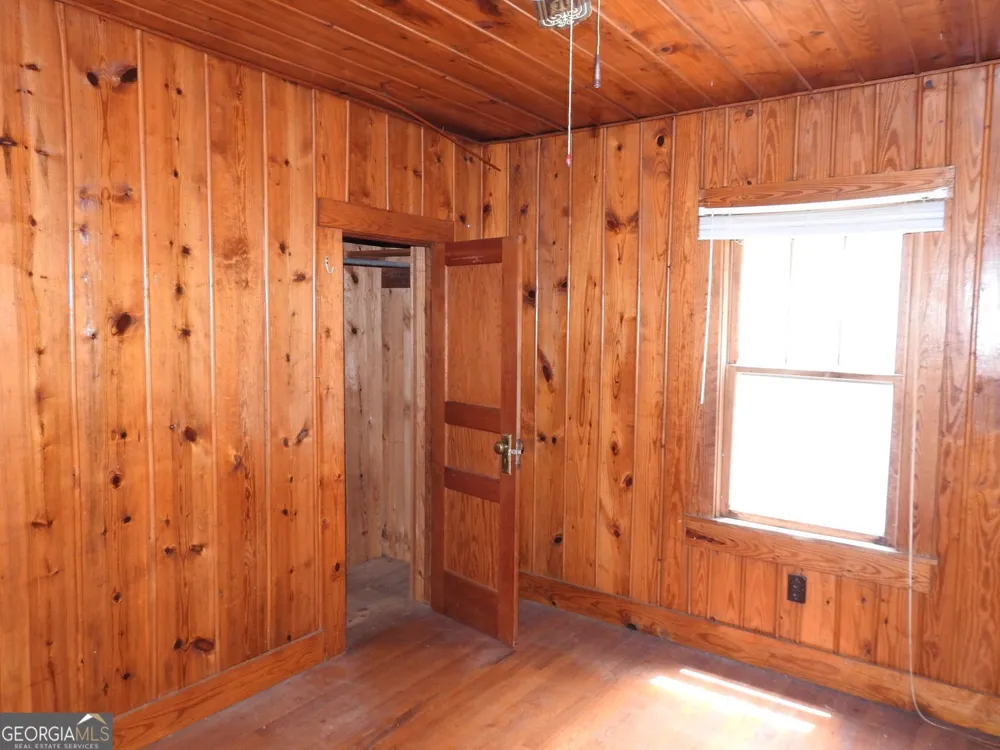 333 Lickskillet RD Epworth, GA 30541