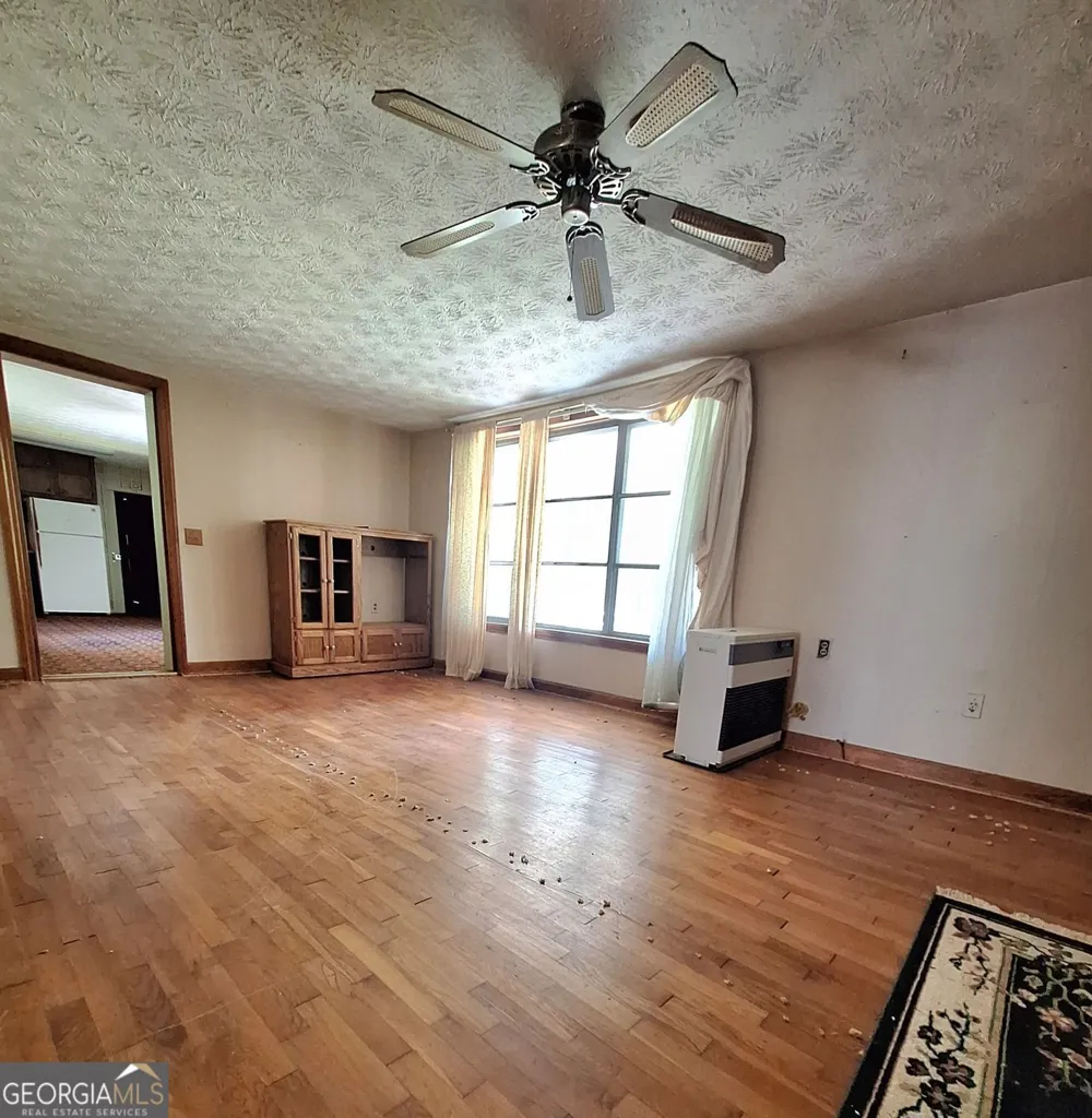 333 Lickskillet RD Epworth, GA 30541