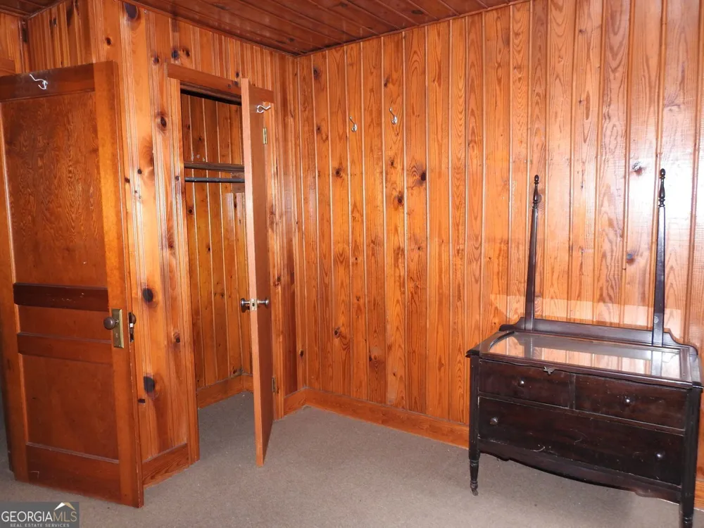 333 Lickskillet RD Epworth, GA 30541