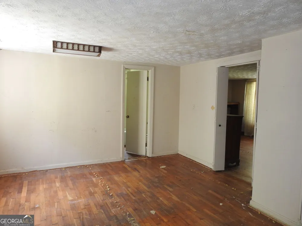 333 Lickskillet RD Epworth, GA 30541