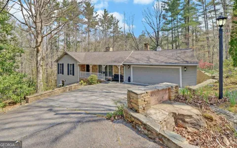 290 Waterfall DR