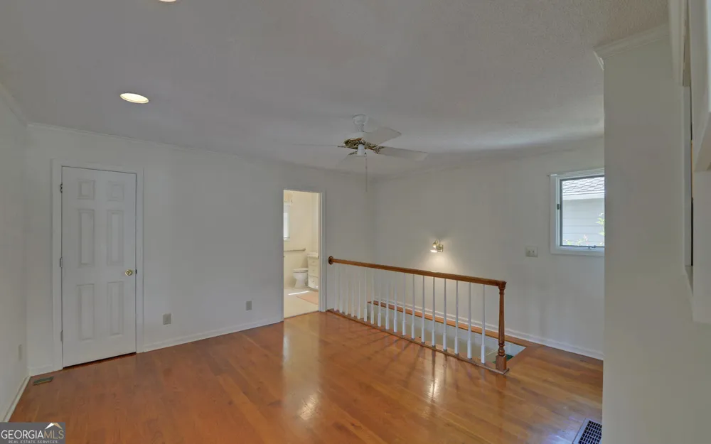 290 Waterfall DR Cleveland, GA 30528