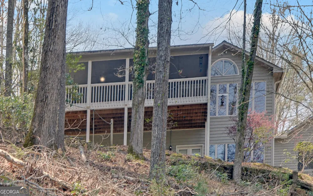 290 Waterfall DR Cleveland, GA 30528