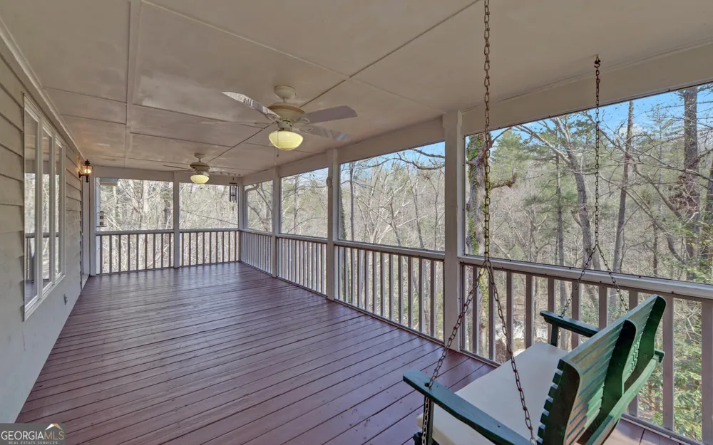 290 Waterfall DR Cleveland, GA 30528