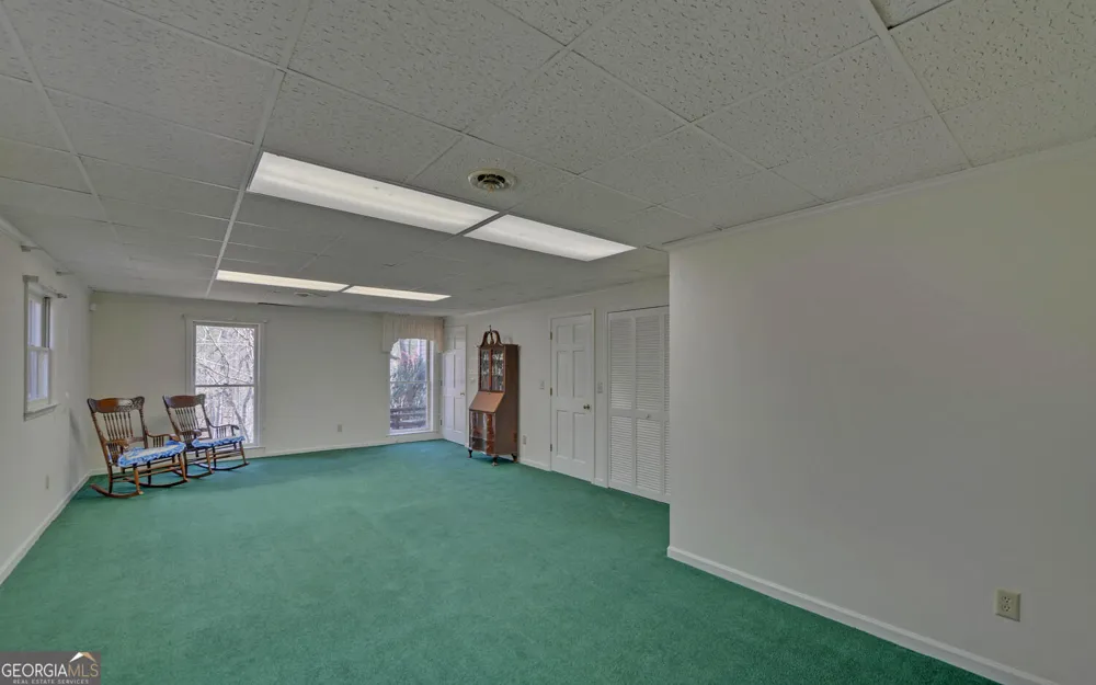 290 Waterfall DR Cleveland, GA 30528