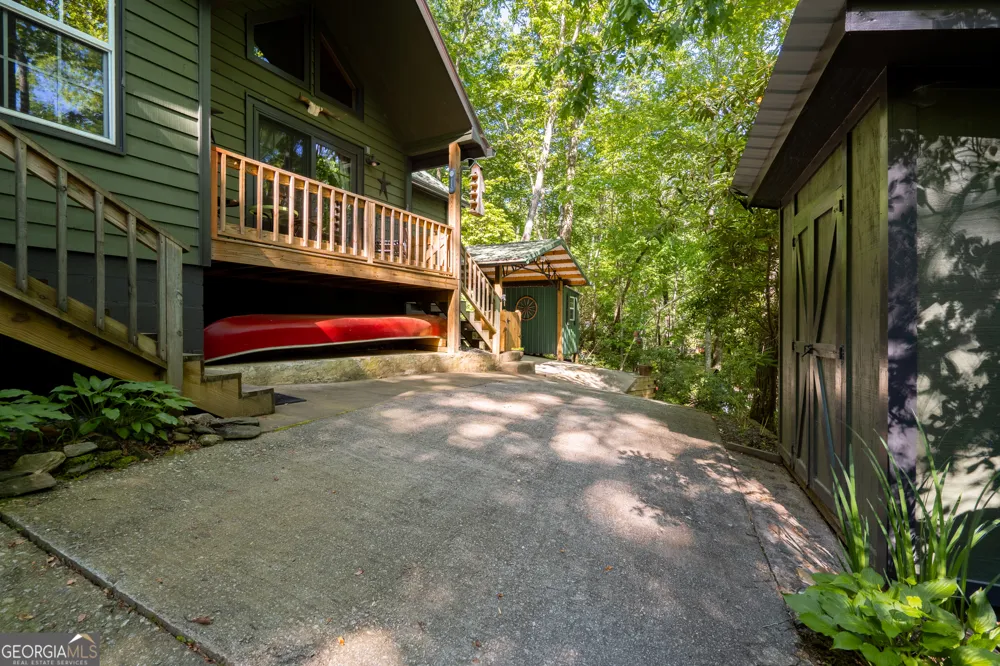 1180 Ruby Lake DR Hiawassee, GA 30546