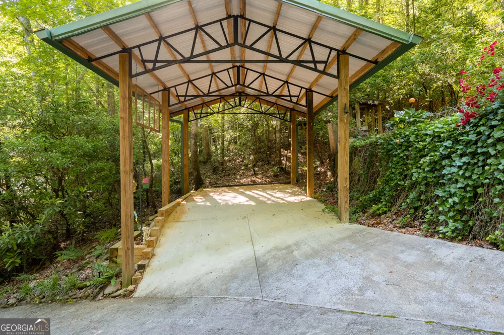 1180 Ruby Lake DR Hiawassee, GA 30546