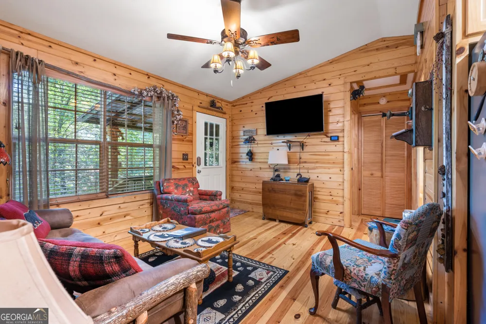1180 Ruby Lake DR Hiawassee, GA 30546
