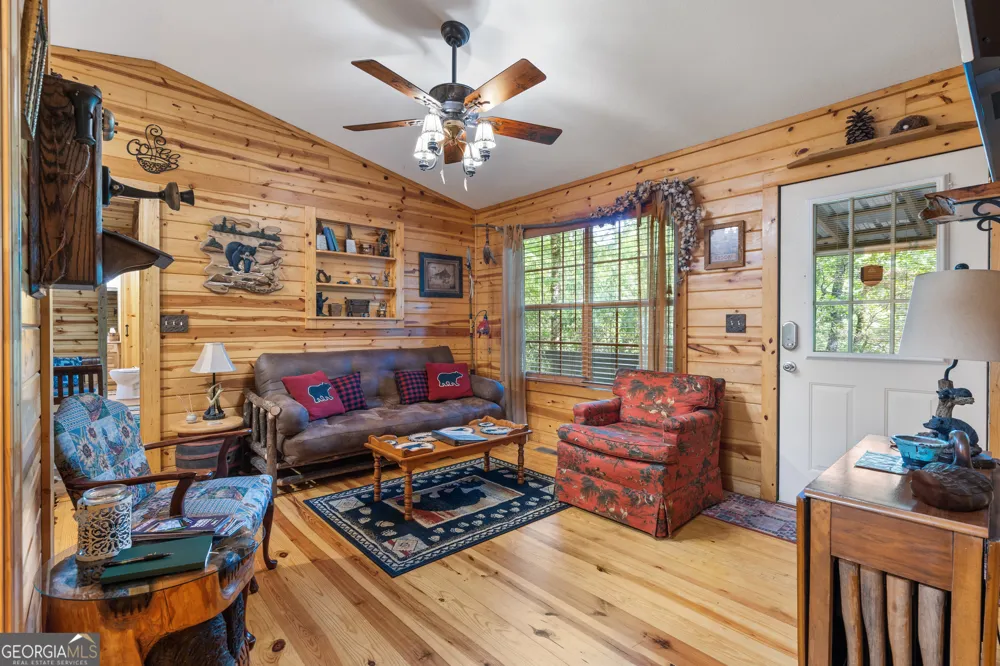 1180 Ruby Lake DR Hiawassee, GA 30546