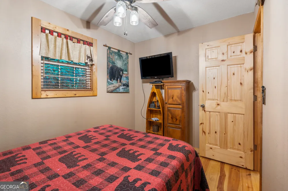 1180 Ruby Lake DR Hiawassee, GA 30546