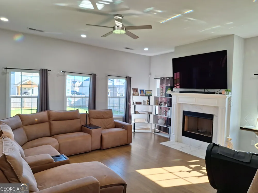 420 Cambrian DR Kathleen, GA 31047