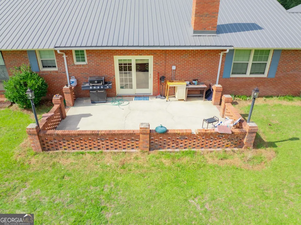 182 Myra ST Alma, GA 31510