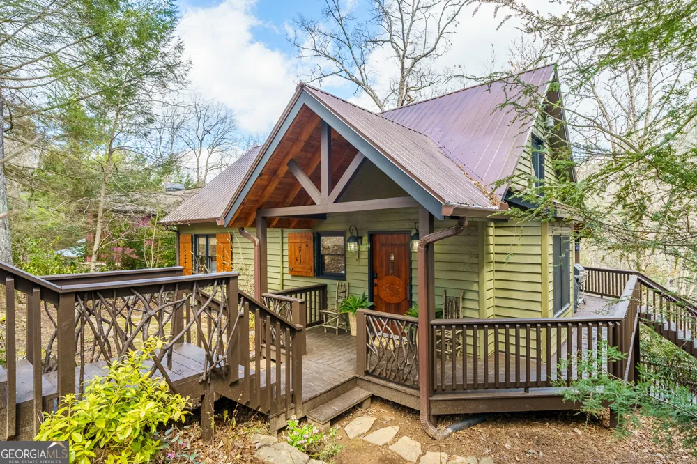 1449 Cherokee LN McCaysville, GA 30555