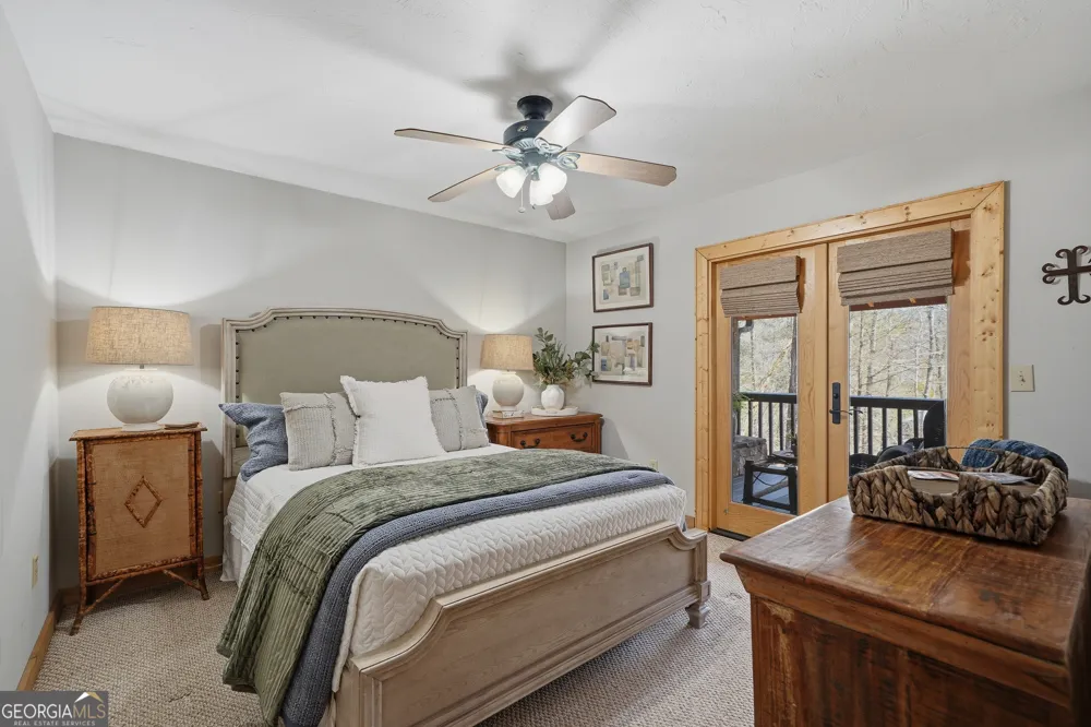 1449 Cherokee LN McCaysville, GA 30555