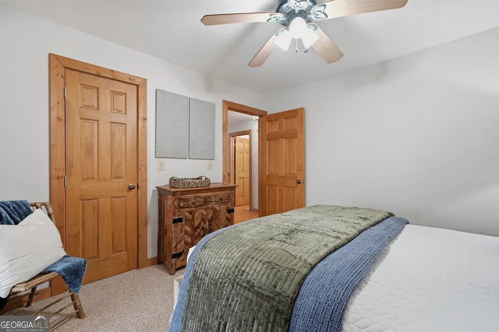 1449 Cherokee LN McCaysville, GA 30555