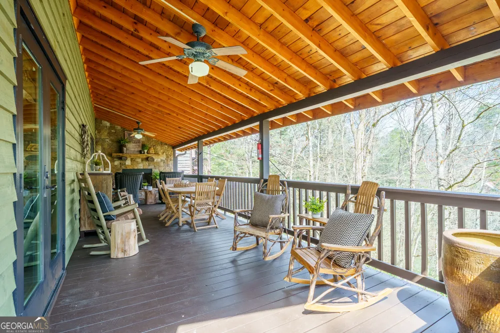 1449 Cherokee LN McCaysville, GA 30555