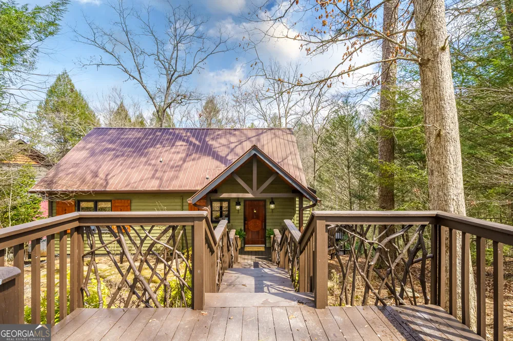 1449 Cherokee LN McCaysville, GA 30555