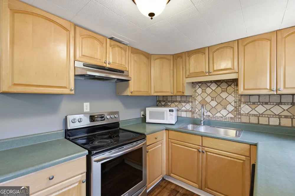515 E 4Th ST Rincon, GA 31326