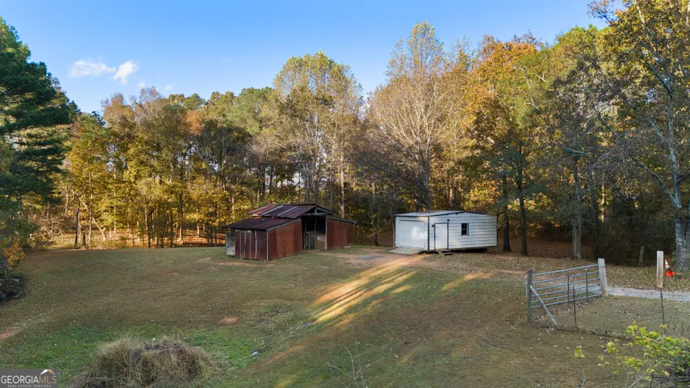 988 Davenport RD Dalton, GA 30721