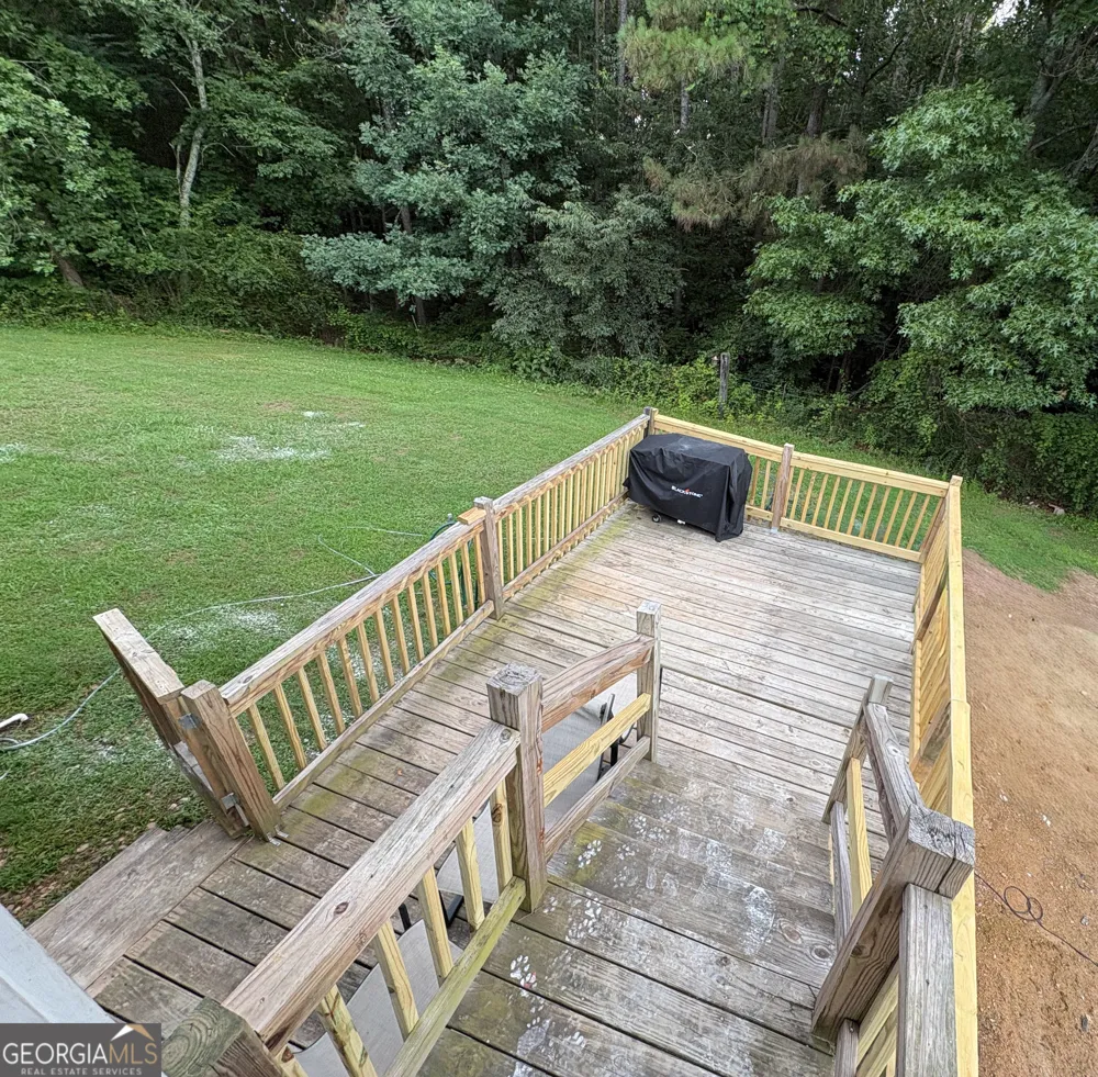 988 Davenport RD Dalton, GA 30721